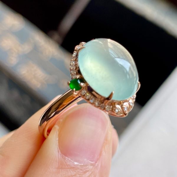 Ice Glass Jadeite Qingshui Ring with Gold and Diamonds