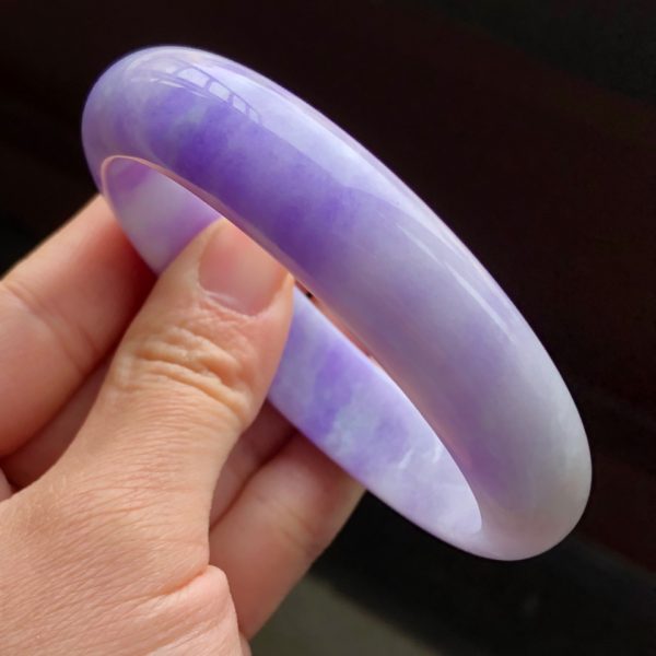 Rich Spring Jade Bracelet