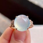 Icy jadeite ring inlaid with gold and diamonds