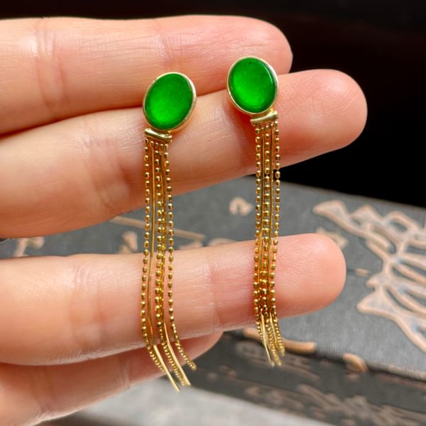 Icy green jadeite earrings inlaid with 18K gold